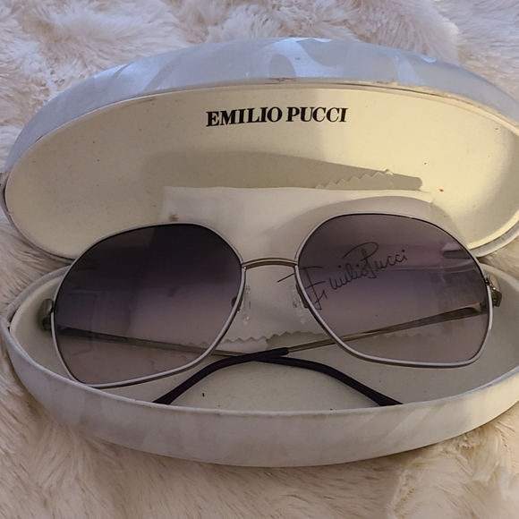 Emilio Pucci EP130S Sunglasses - Picture 8 of 9